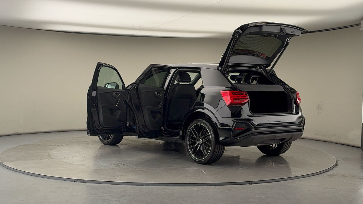 More views of Audi Q2