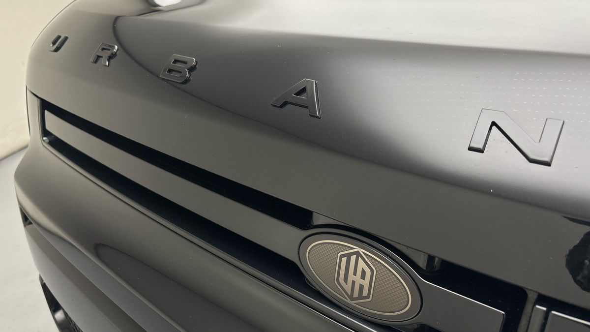 Land Rover Defender 110 Urban Image 24