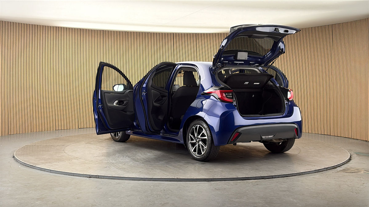 Toyota Yaris Image 23