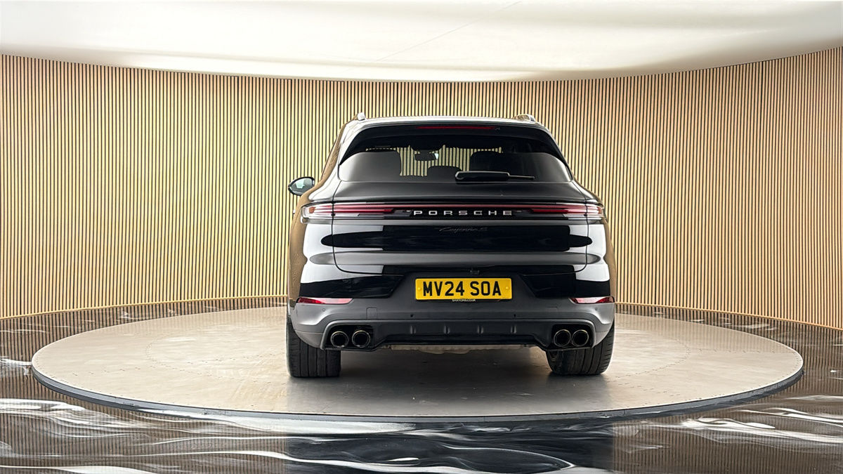 More views of Porsche Cayenne