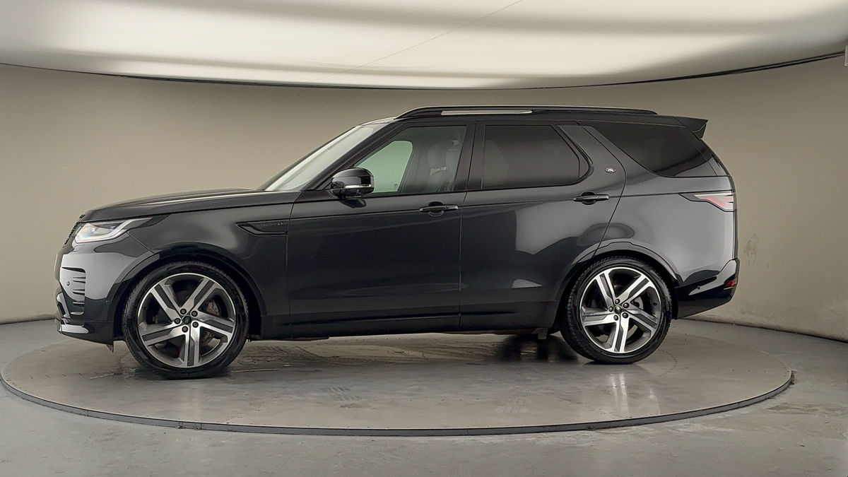 More views of Land Rover Discovery