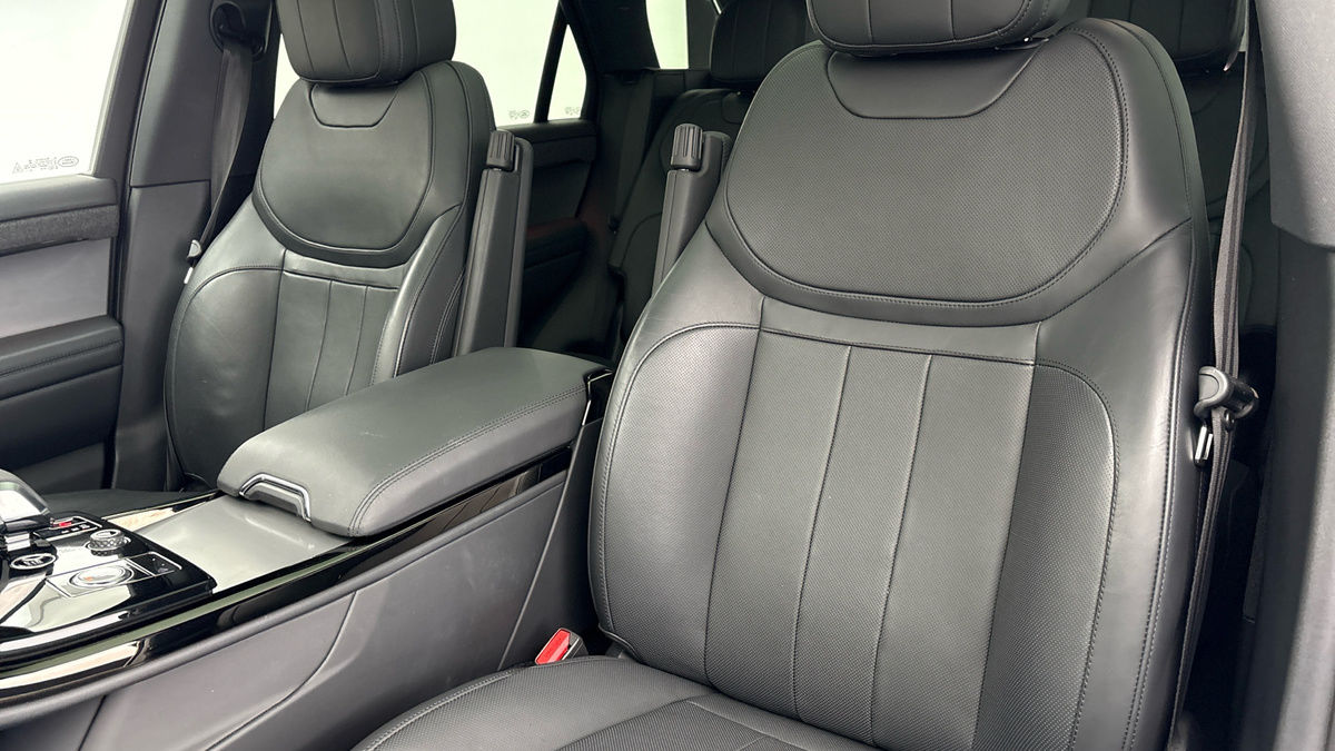 Land Rover Range Rover Sport Image 7