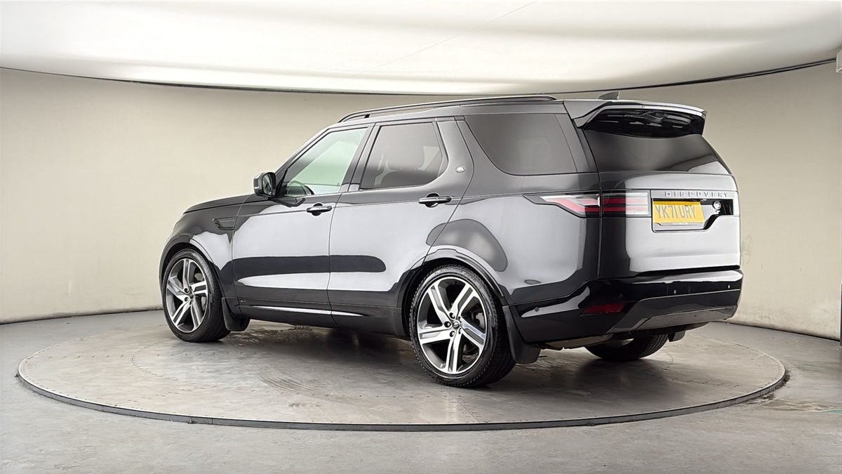 More views of Land Rover Discovery