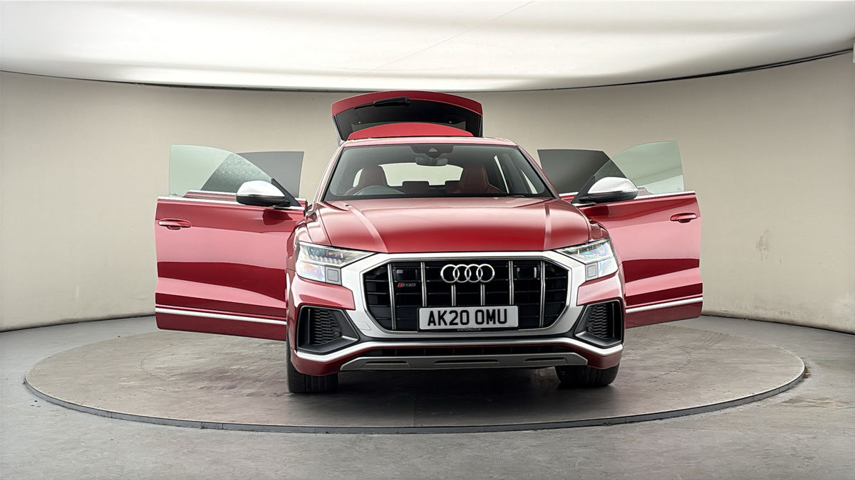 More views of Audi SQ8