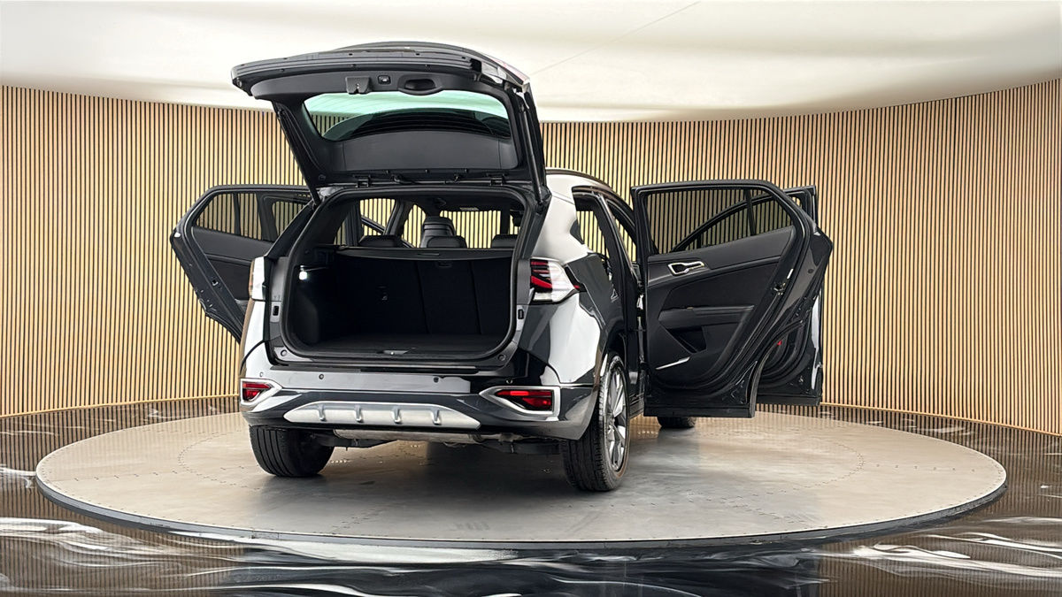 More views of Kia Sportage