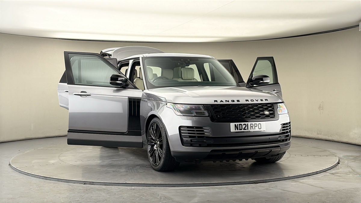 More views of Land Rover Range Rover