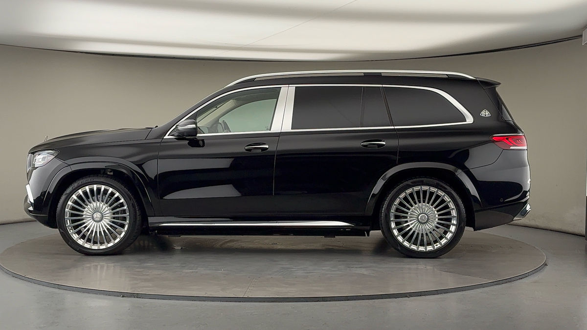 Mercedes-Benz Maybach GLS Image 15