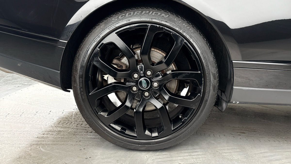 Land Rover Range Rover Image 10