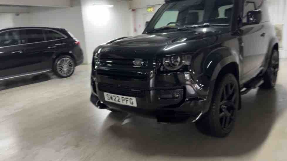 More views of Land Rover Defender 90