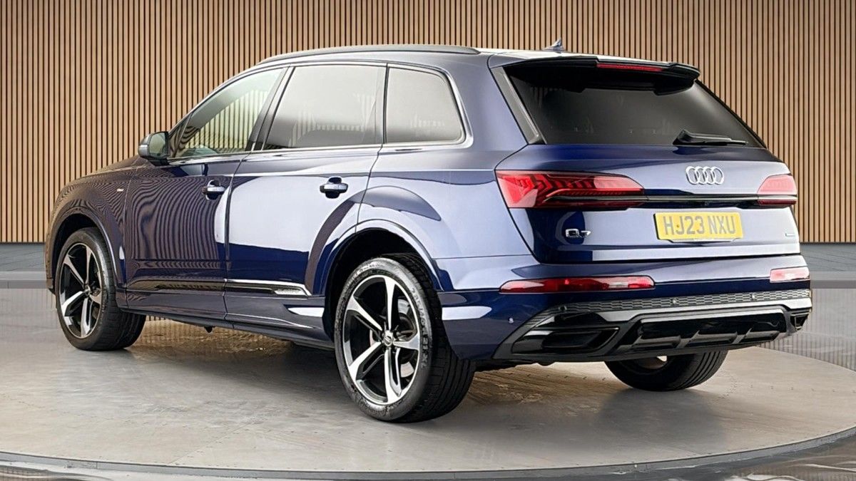 Audi Q7 Image 2