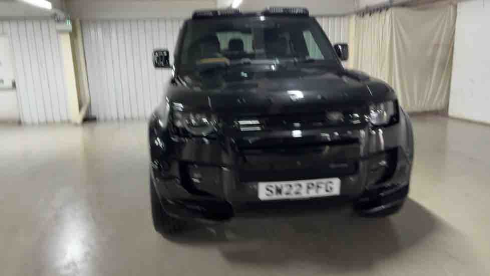 More views of Land Rover Defender 90