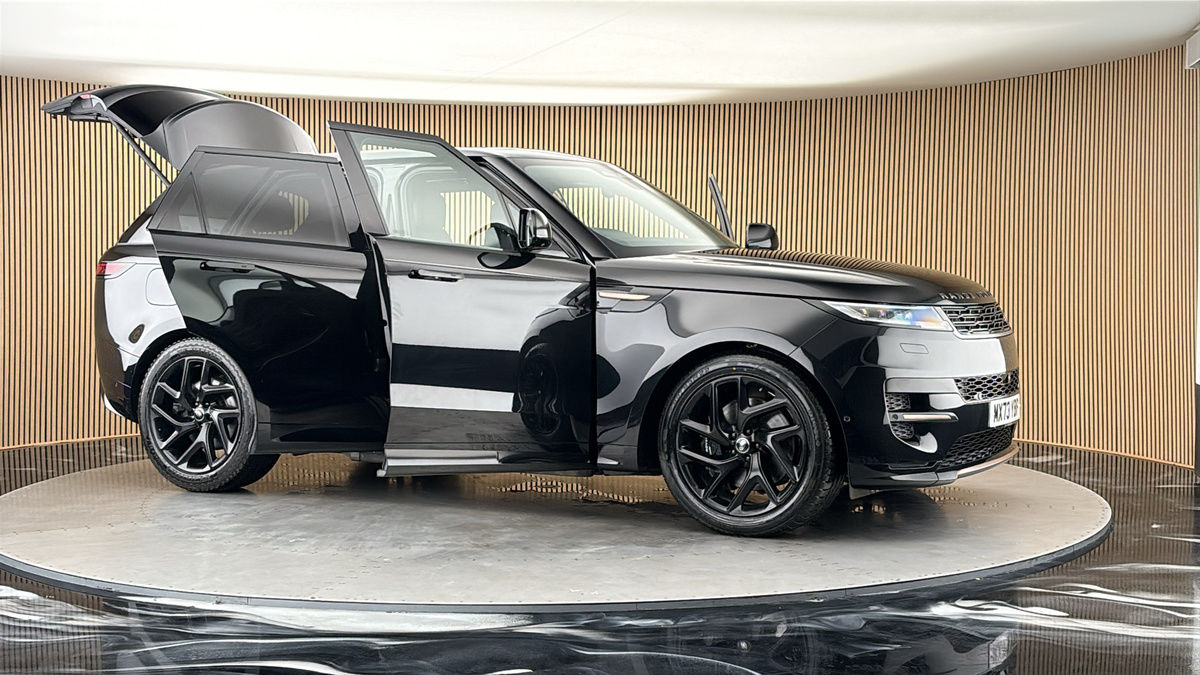 More views of Land Rover Range Rover Sport