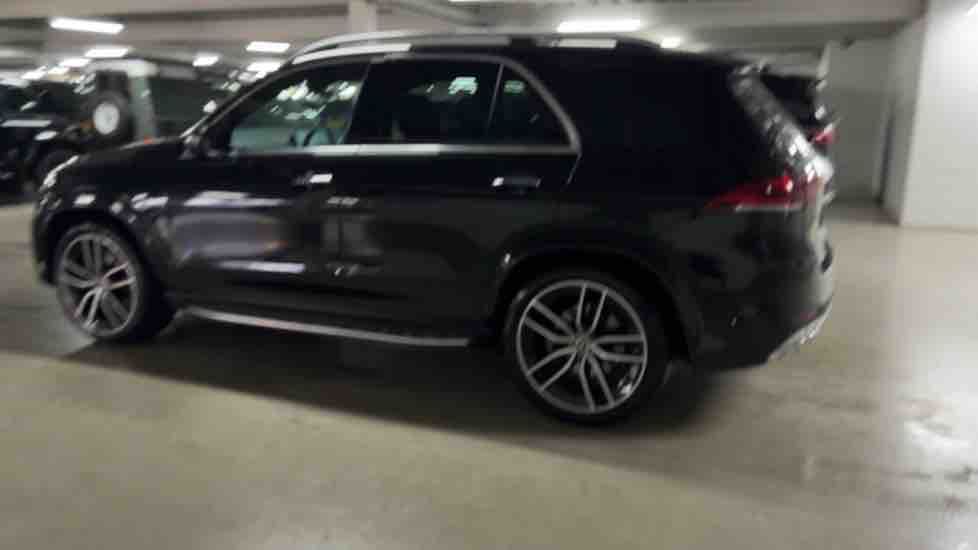 More views of Mercedes-Benz GLE