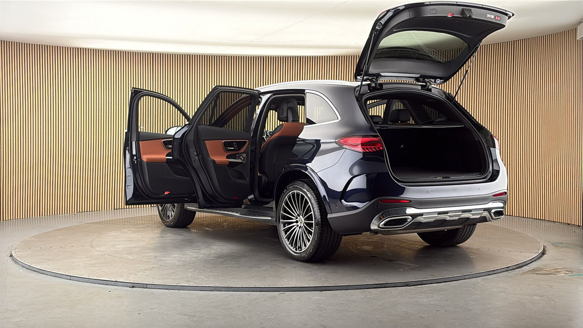 Mercedes-Benz GLC Image 23