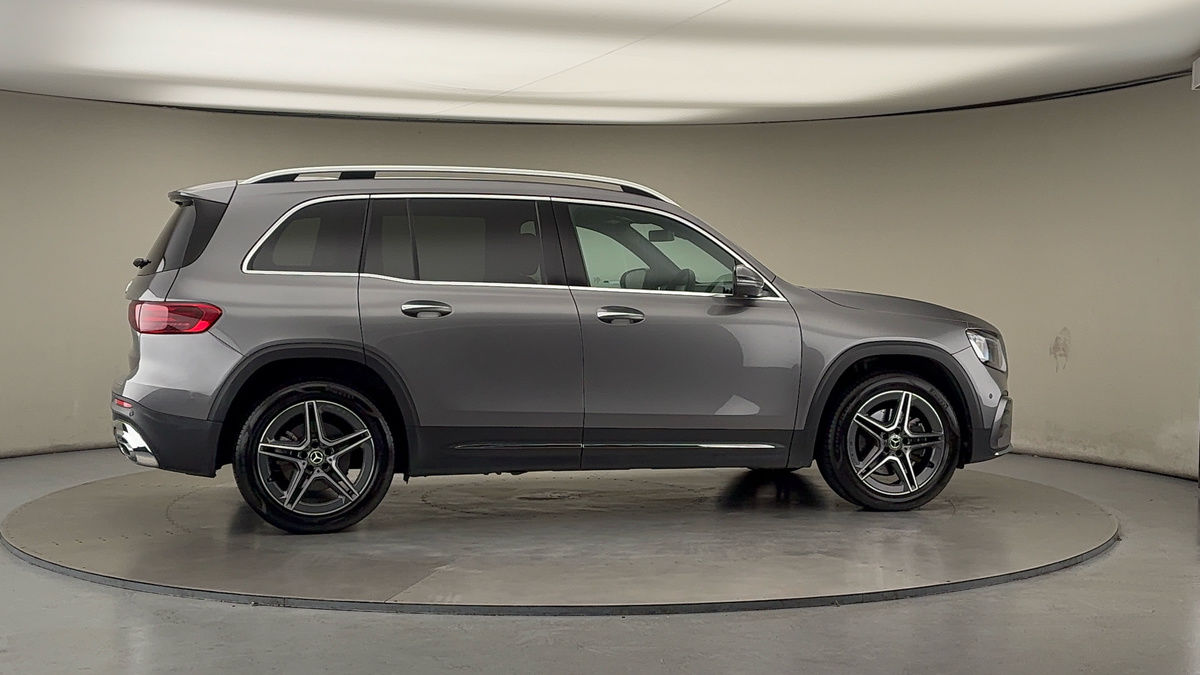 More views of Mercedes-Benz GLB