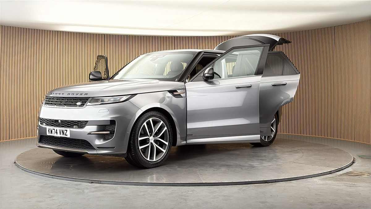 More views of Land Rover Range Rover Sport