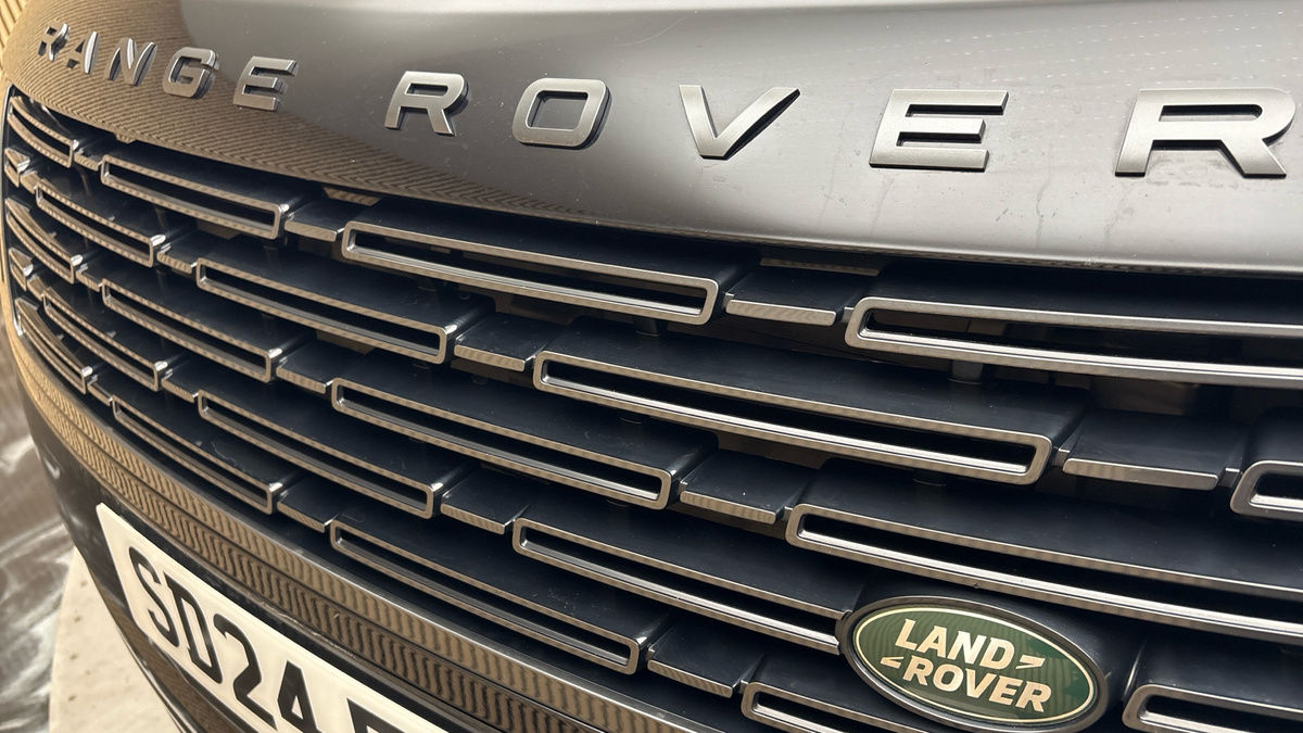 Land Rover Range Rover Image 24