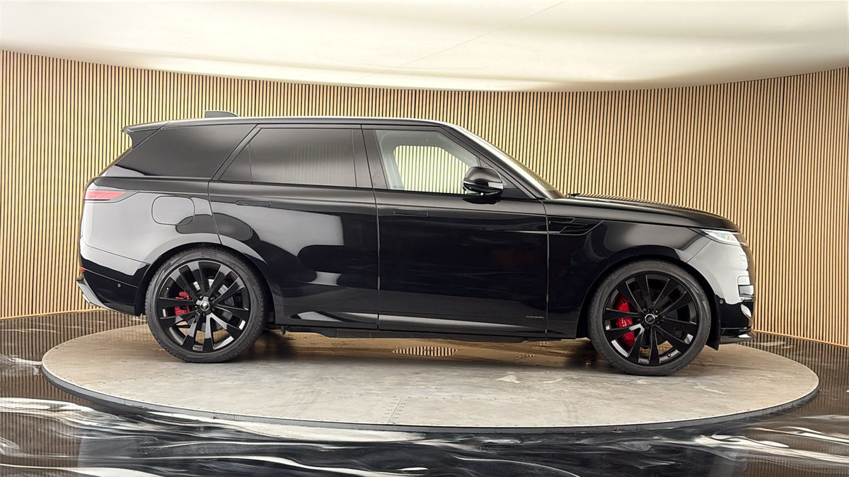 Land Rover Range Rover Sport Image 16