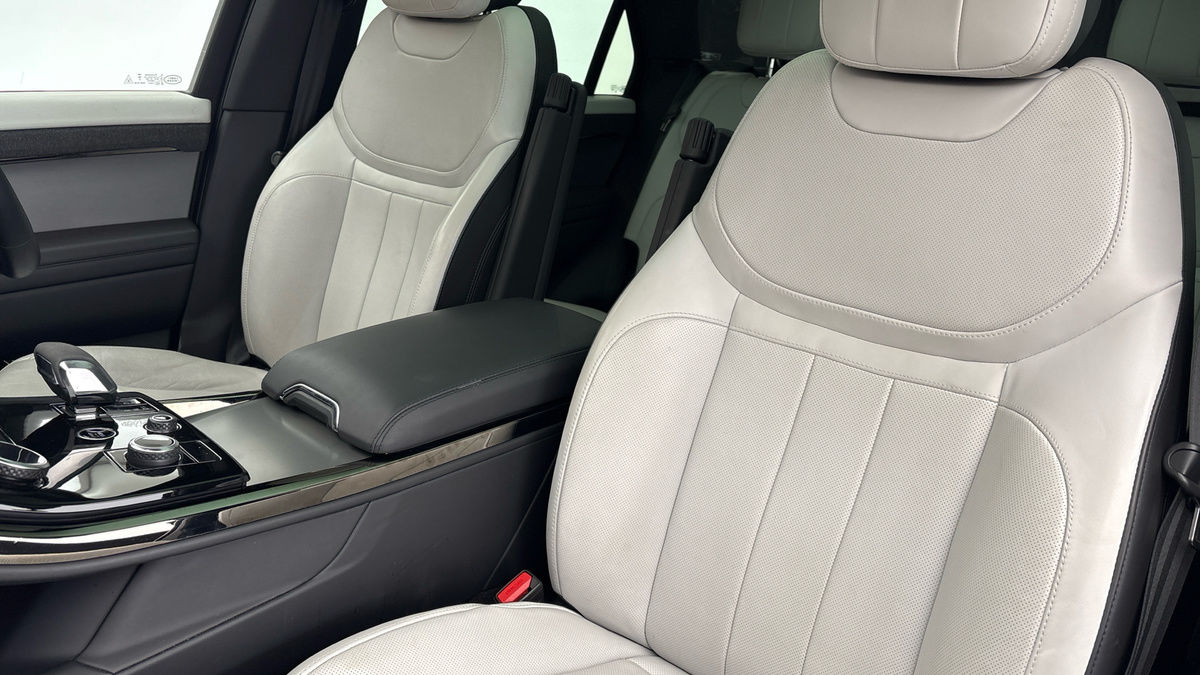 Land Rover Range Rover Sport Image 7