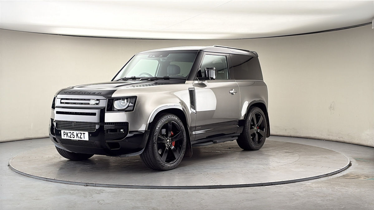 More views of Land Rover Defender 90