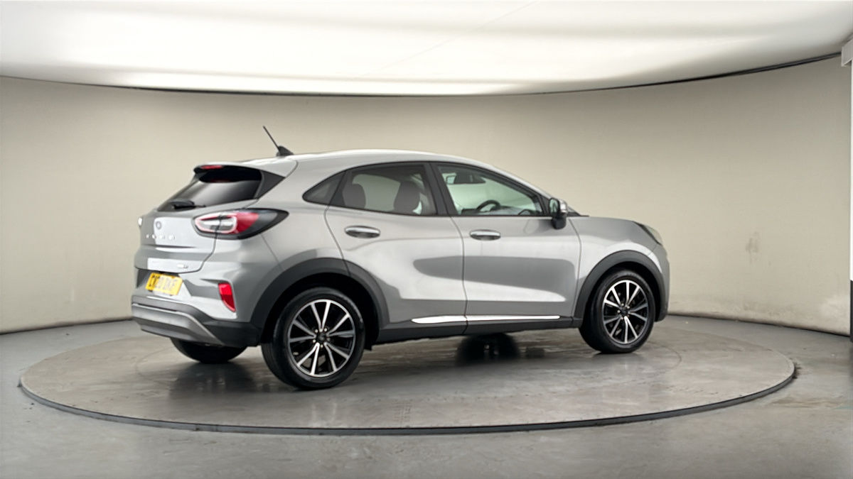 More views of Ford Puma