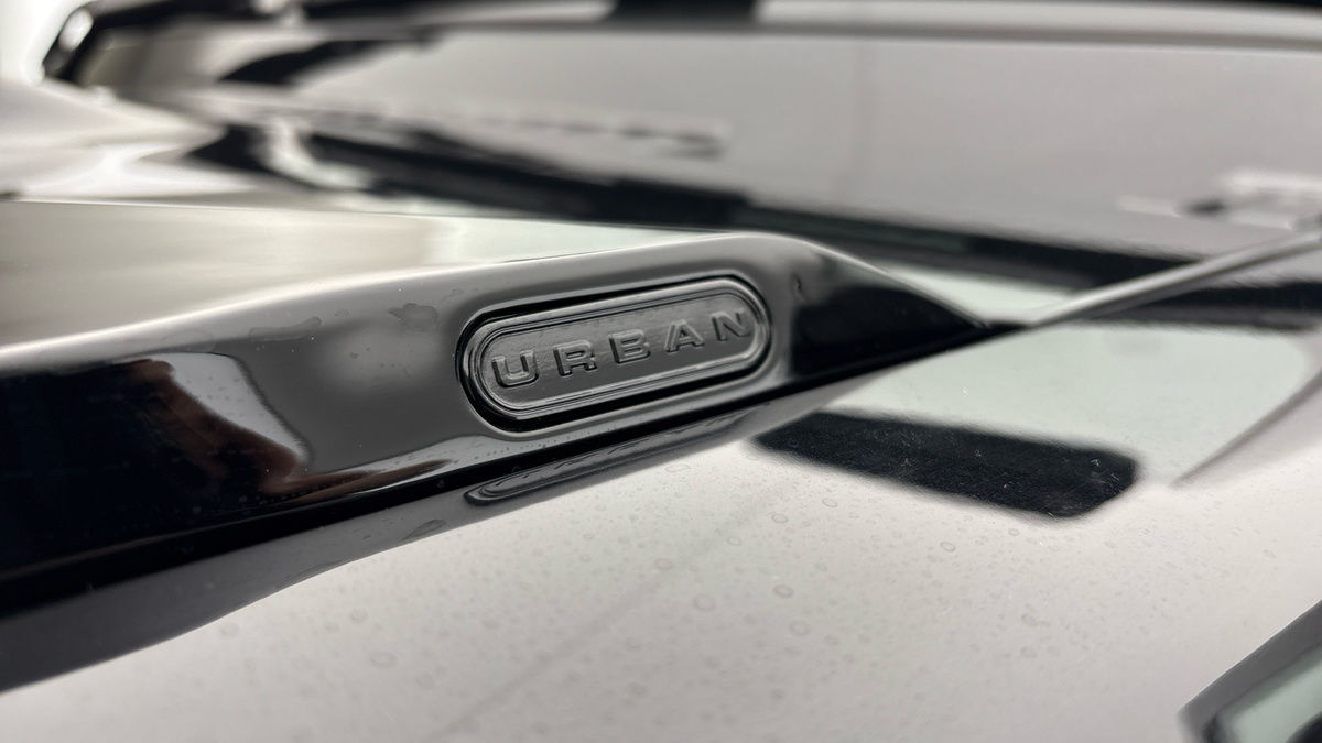 Land Rover Defender 90 Urban Image 52