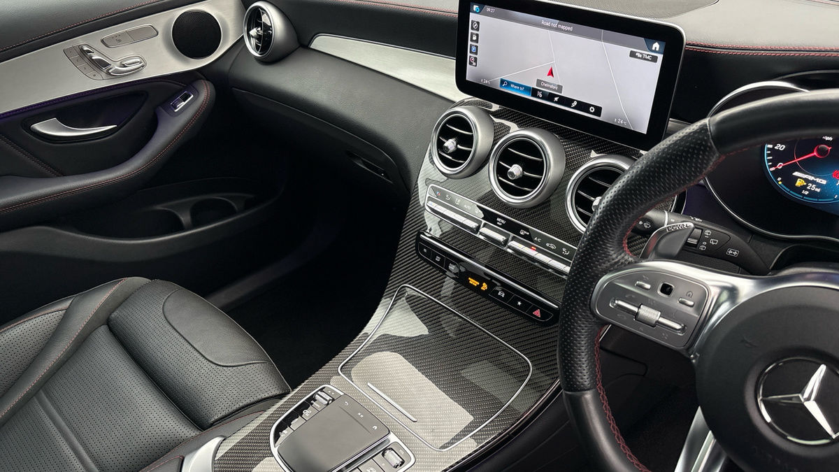 Mercedes-Benz GLC Image 18