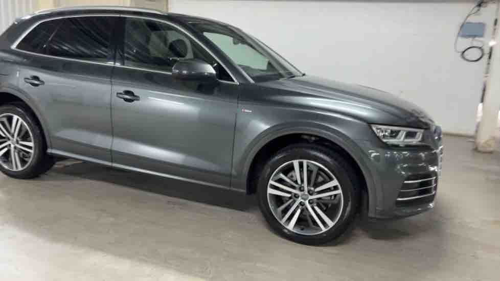 More views of Audi Q5