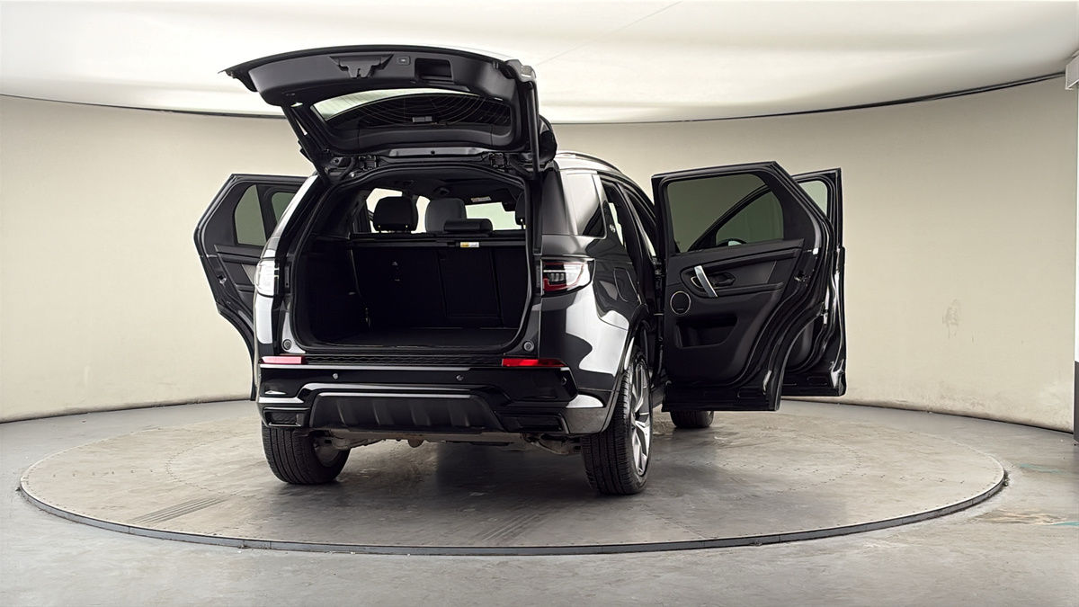 More views of Land Rover Discovery Sport