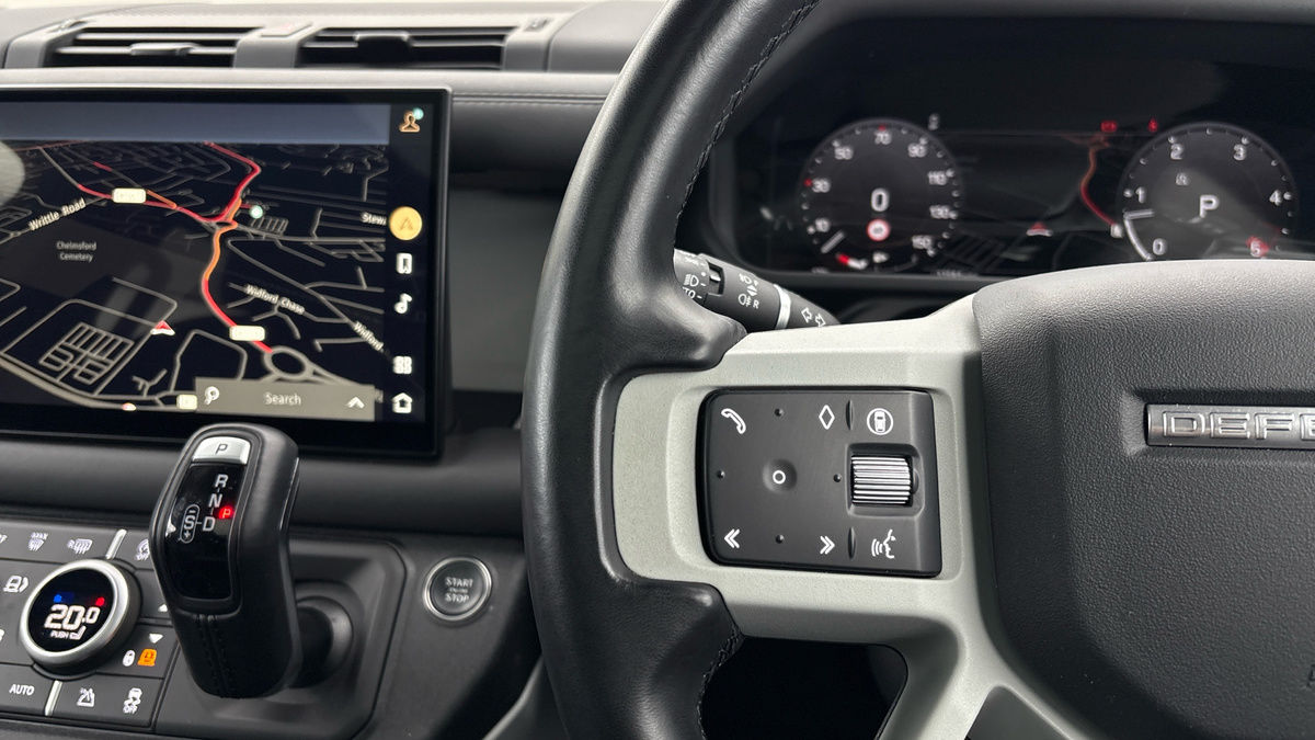 Land Rover Defender 110 Urban Image 13