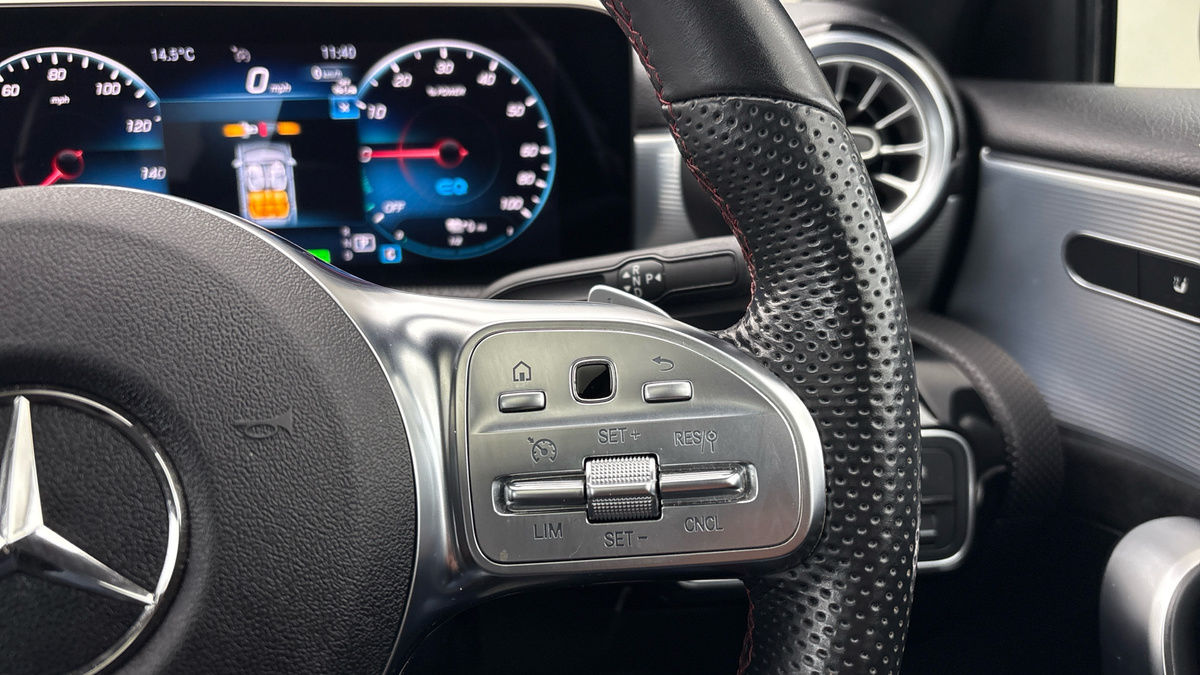 Mercedes-Benz A Class Image 14