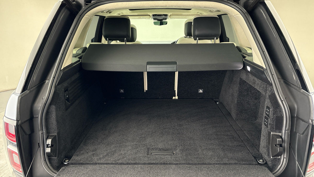 Land Rover Range Rover Image 11