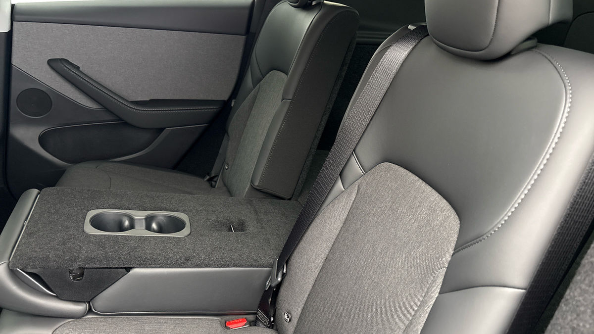 Tesla Model Y Image 9