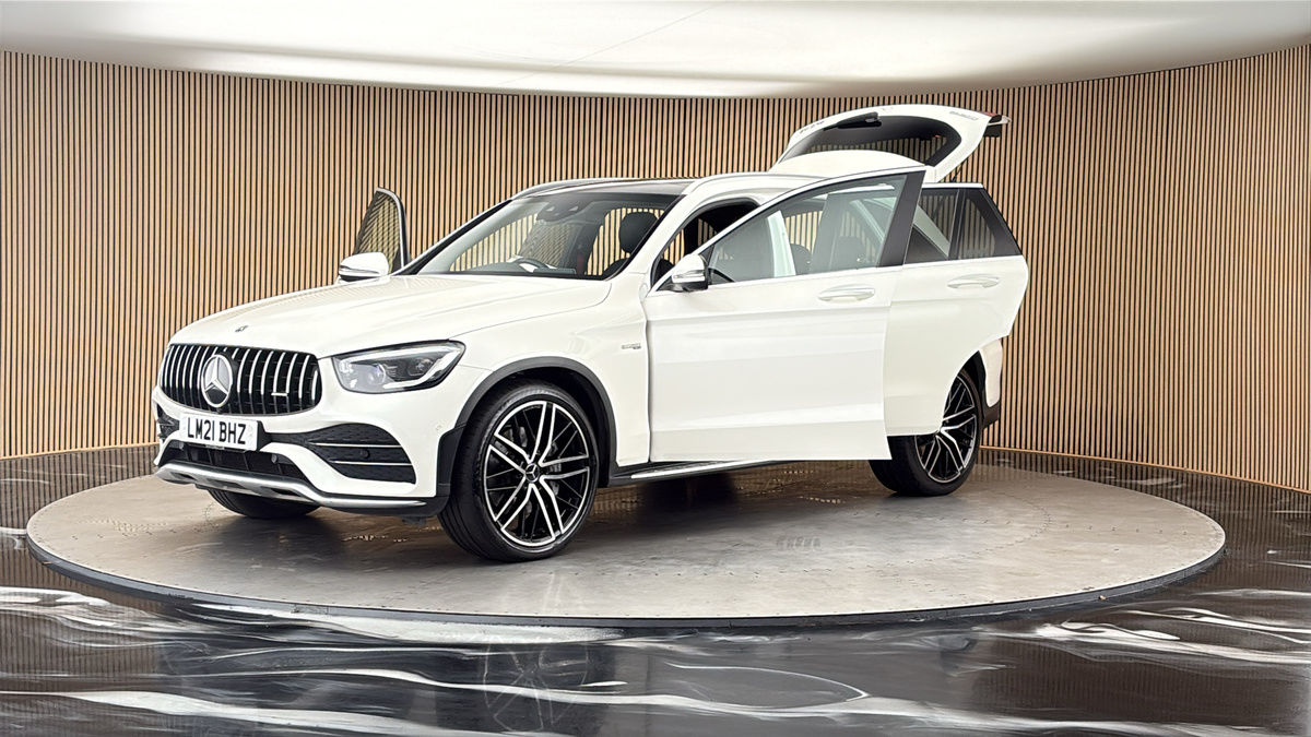 Mercedes-Benz GLC Image 22