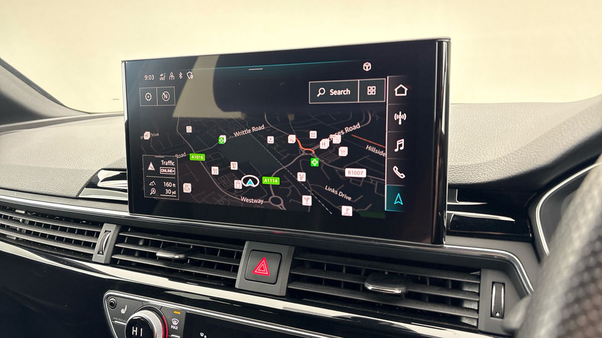 Audi A4 Avant Image 17