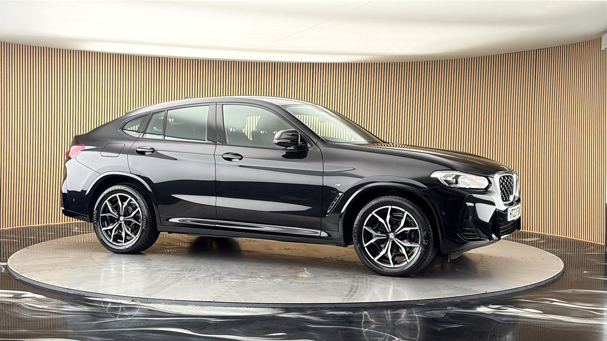More views of BMW X4