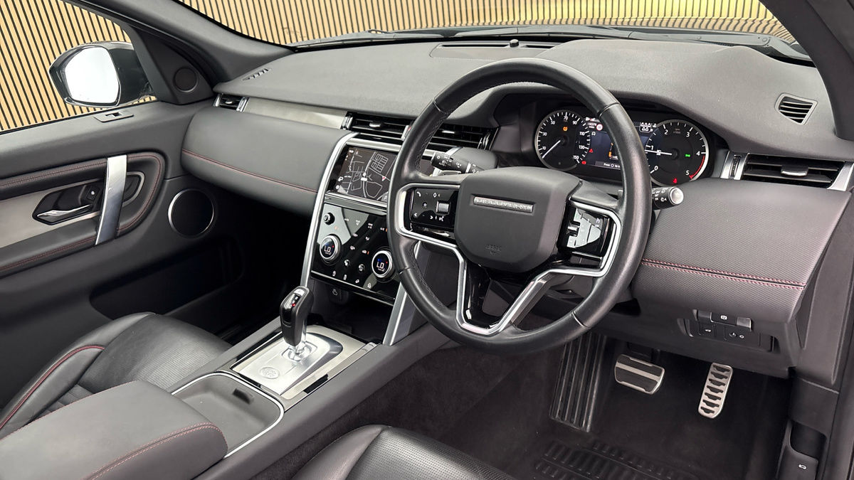 Land Rover Discovery Sport Image 5
