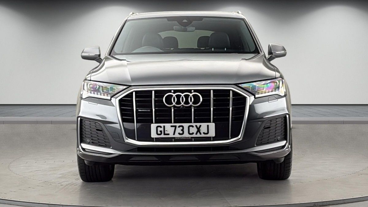 Audi Q7 Image 3