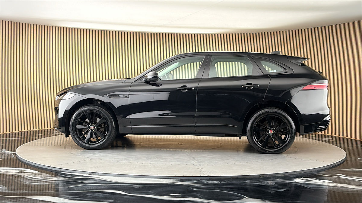 More views of Jaguar F-PACE