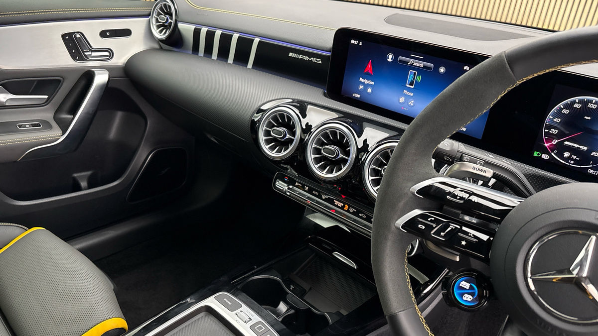 Mercedes-Benz A Class Image 18