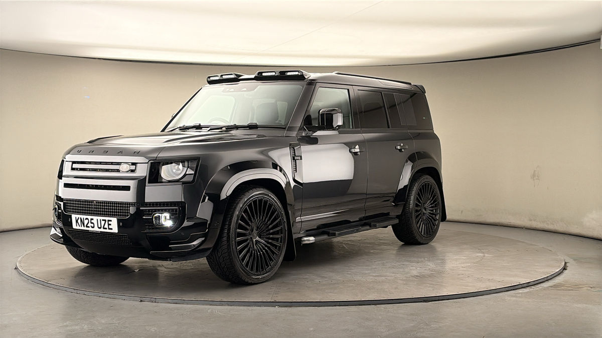 More views of Land Rover Defender 110