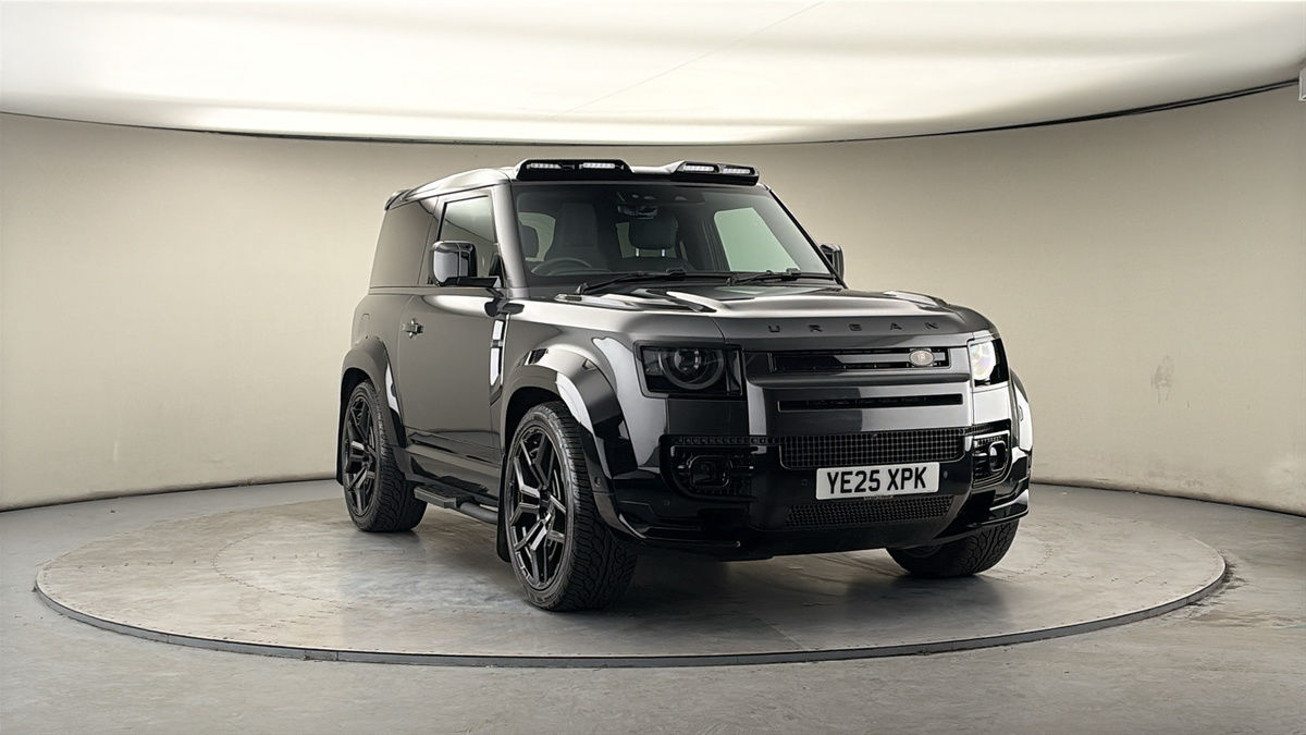 More views of Land Rover Defender 90