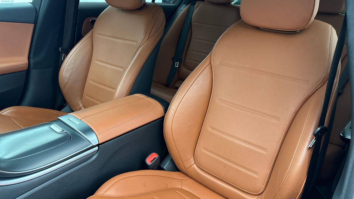 Mercedes-Benz C Class Image 7