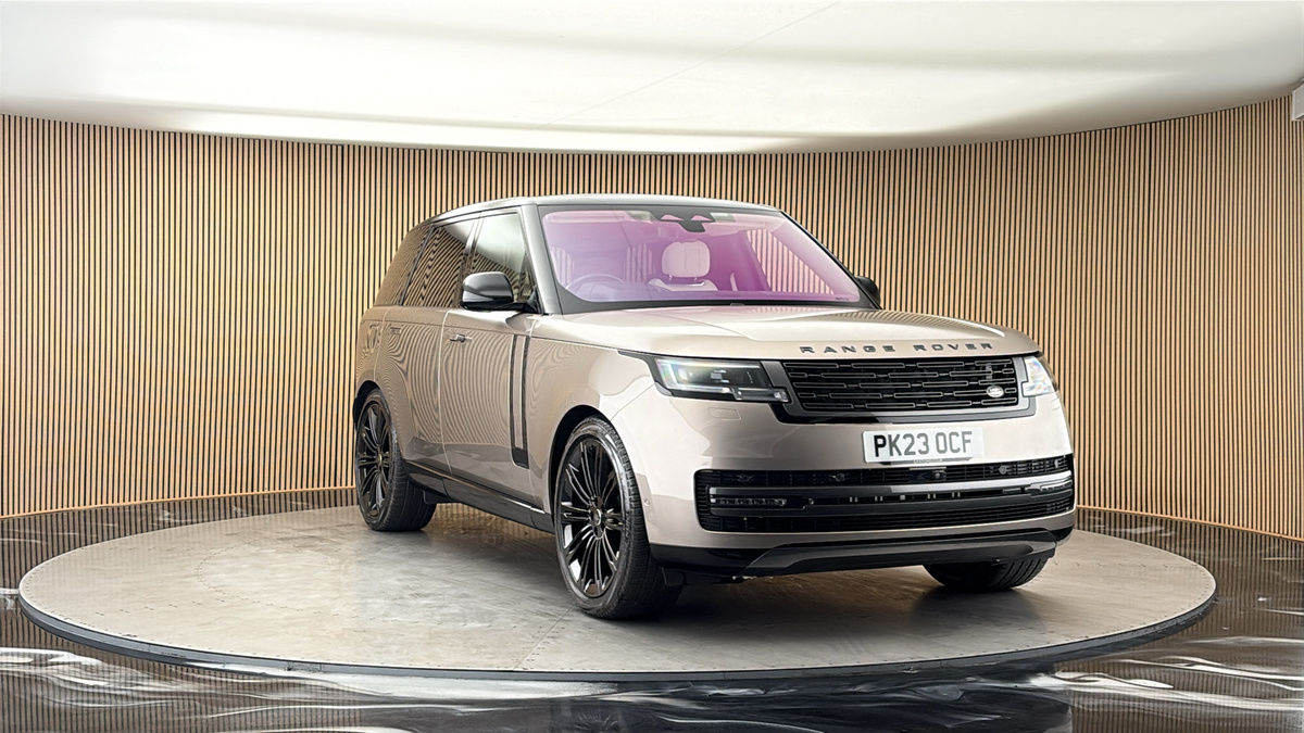 More views of Land Rover Range Rover
