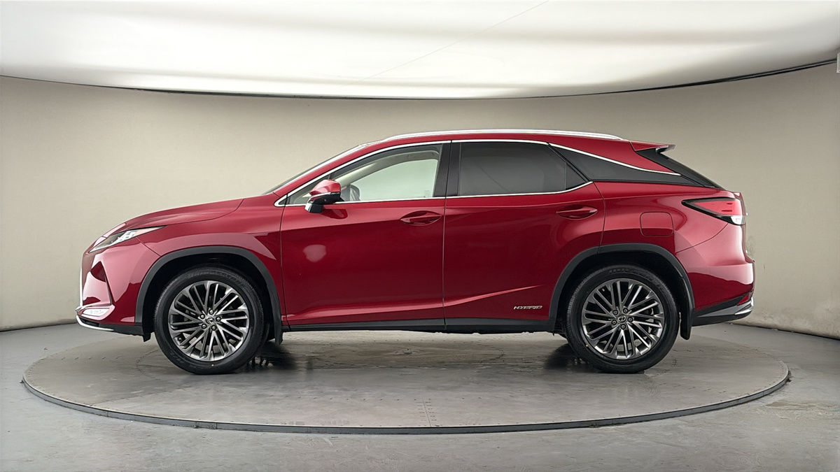 Lexus RX Image 15