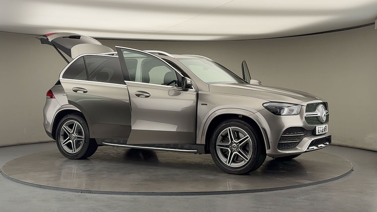 More views of Mercedes-Benz GLE