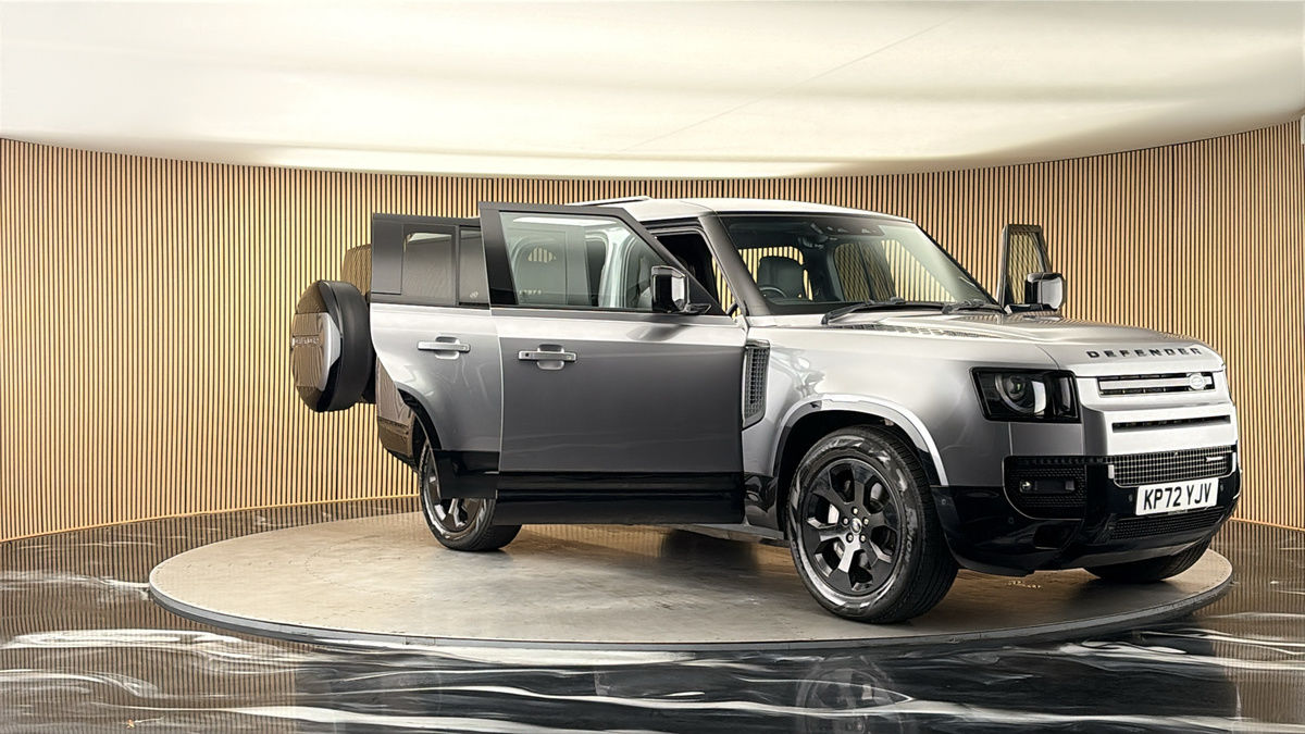 More views of Land Rover Defender 130
