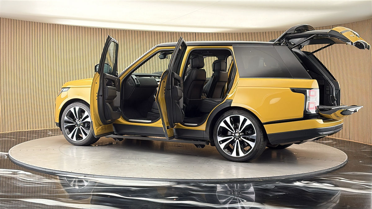 More views of Land Rover Range Rover