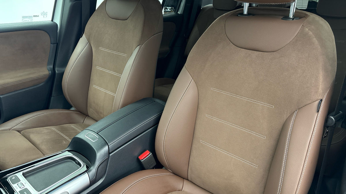 Mercedes-Benz GLB Image 7