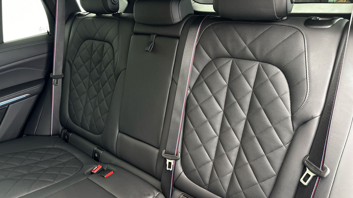BMW X5 Image 8